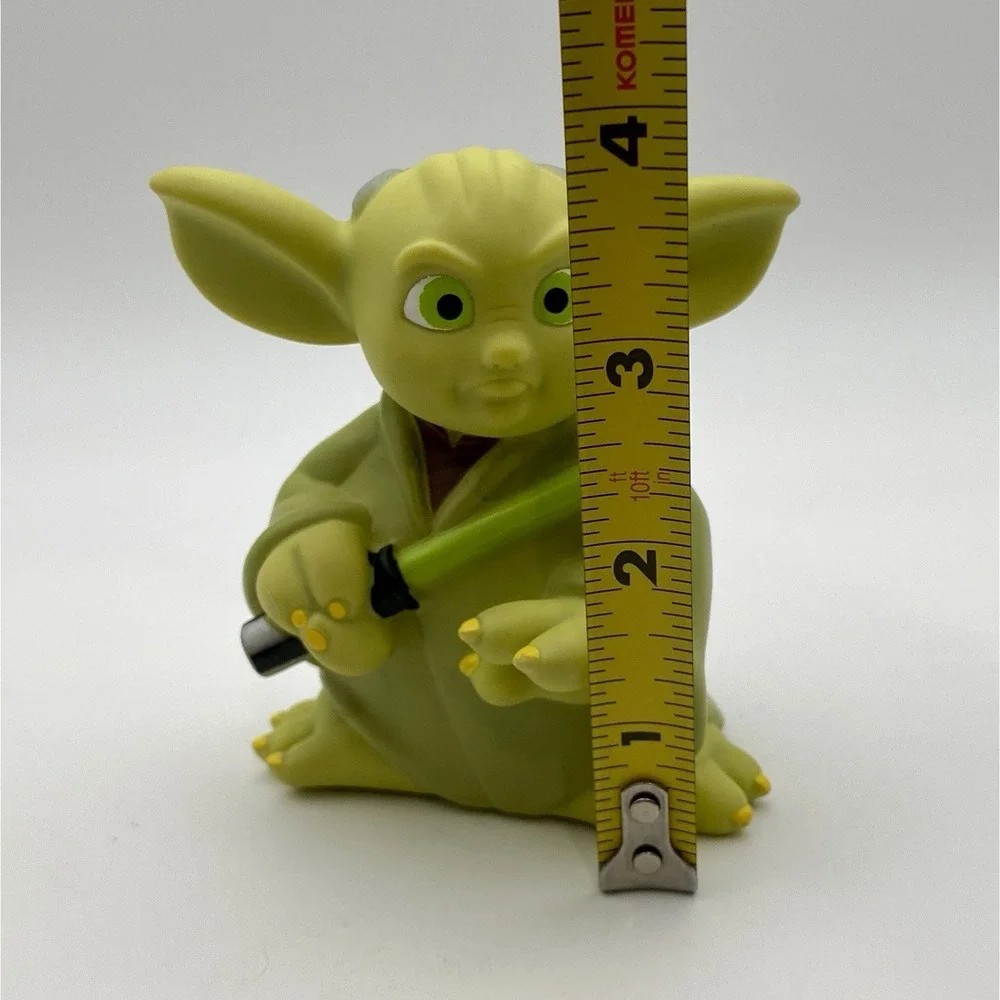 Star Wars 2008 Lucas Film Disney Vinyl Figures‎ Lot of 6 Bath Water Toy Set